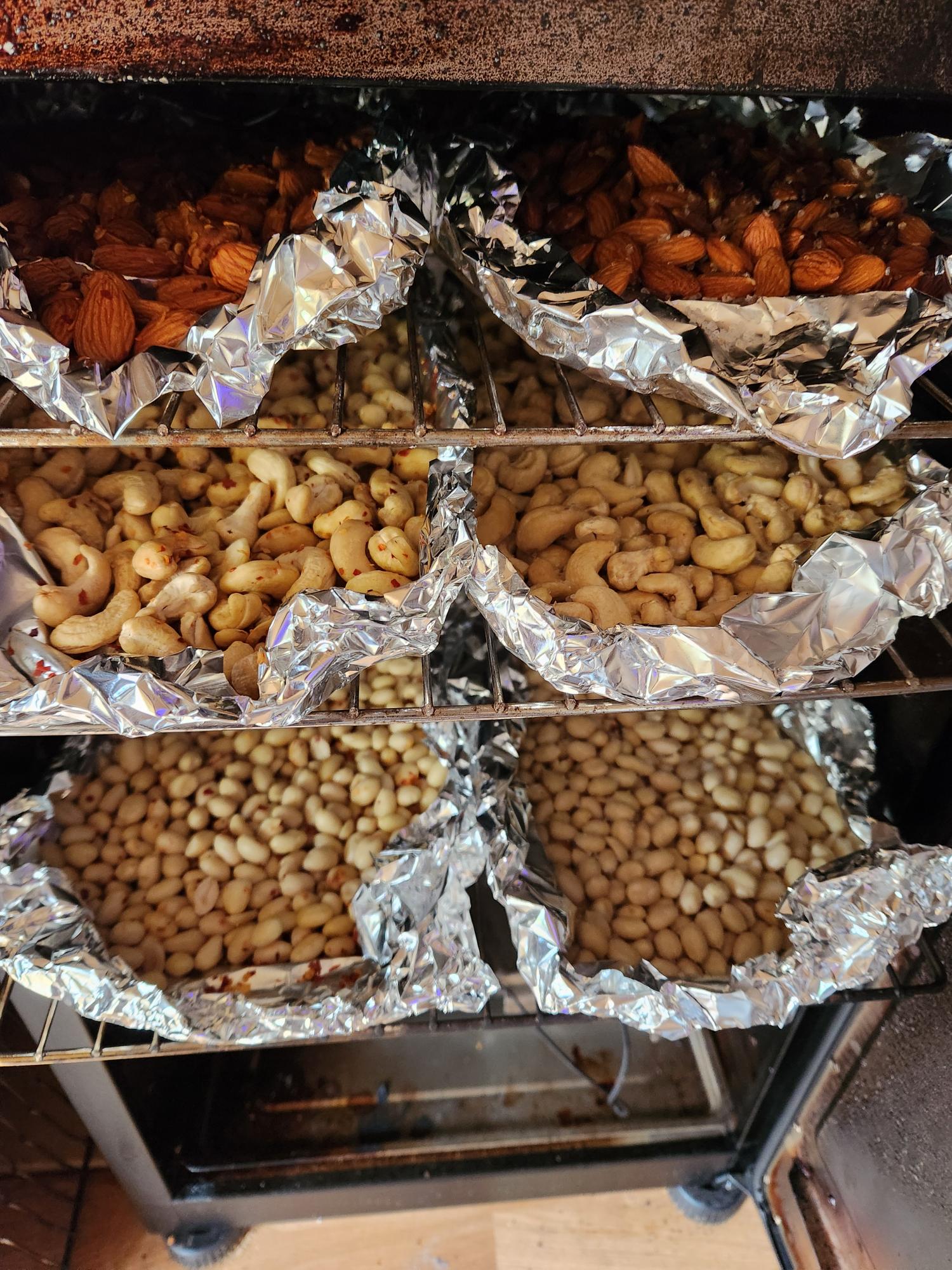 Roasted &amp; Smoked Mixed Nuts 