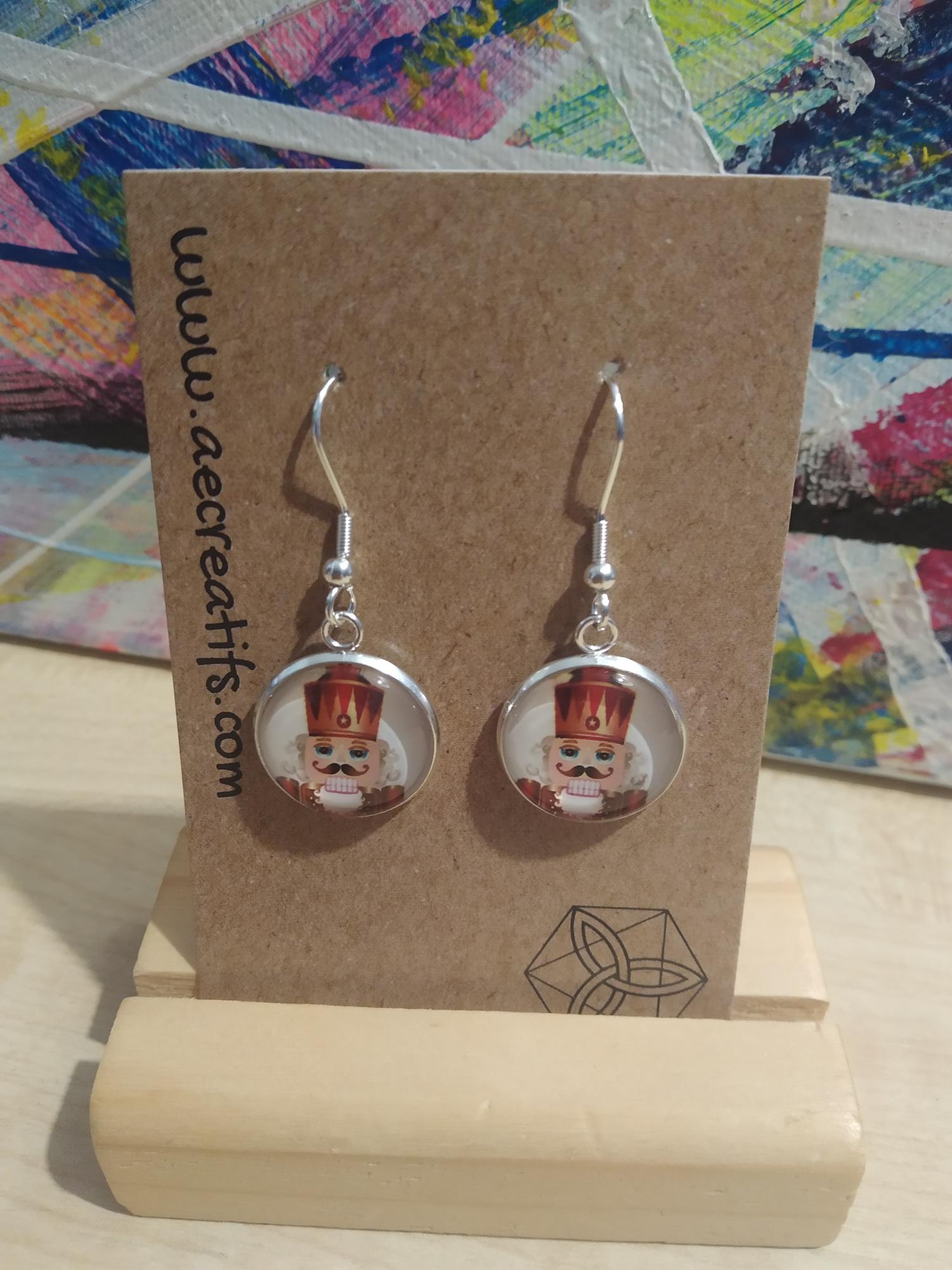 Boucles d&#039;oreilles cabochons casse noisette tête 1