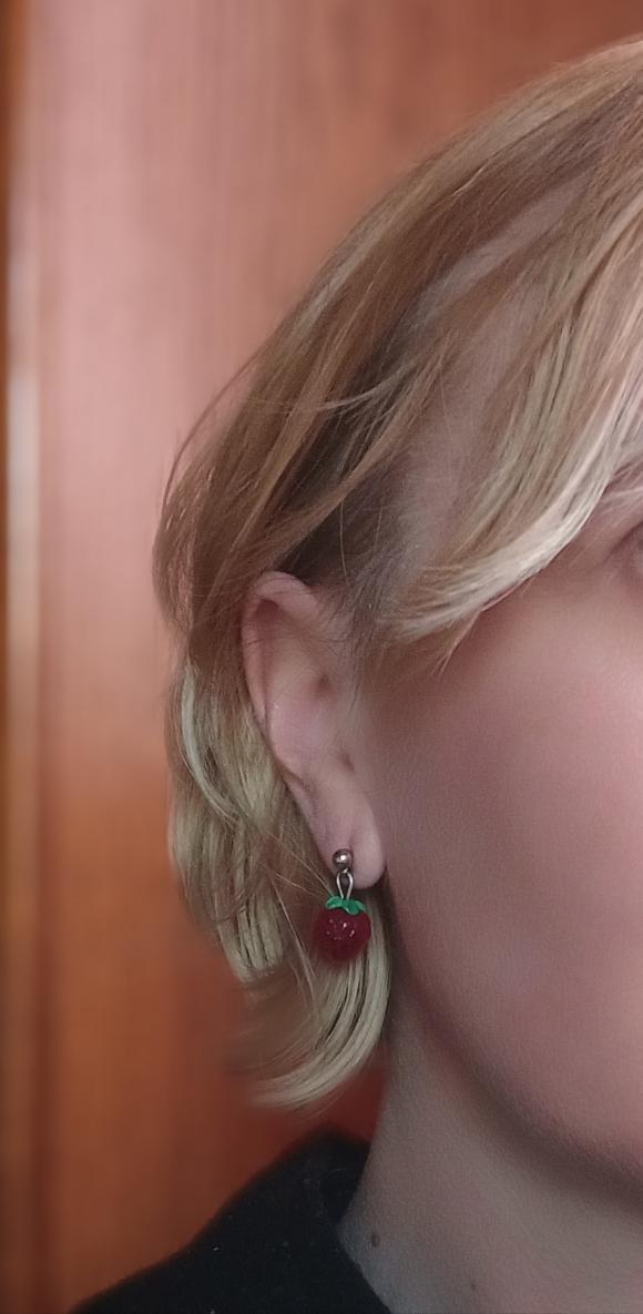 Boucles d&#039;oreilles fraise