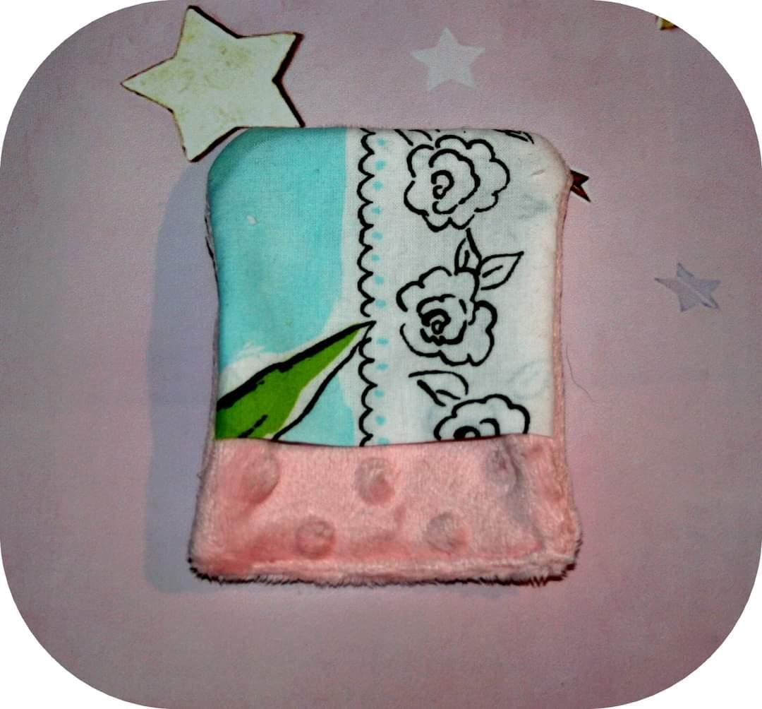 Débarbouillette fleurs