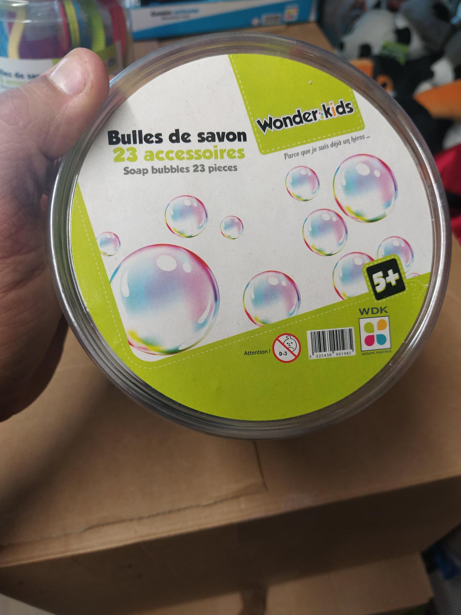 BARIL BULLES DE SAVON 23 ACCESSOIRES