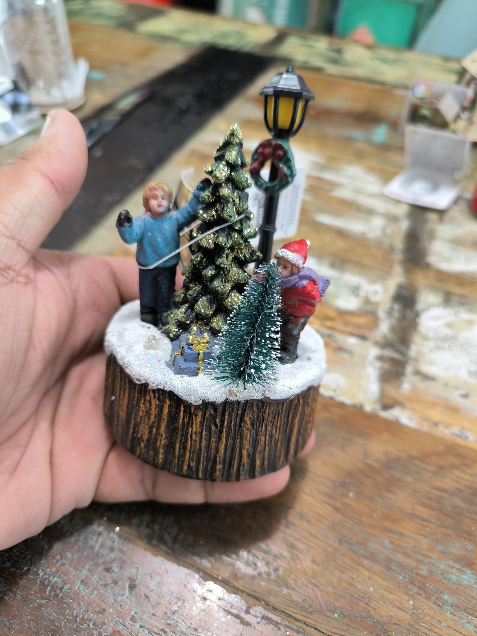 DÉCORATION LUMINEUSE SCÈNE DE NOËL 