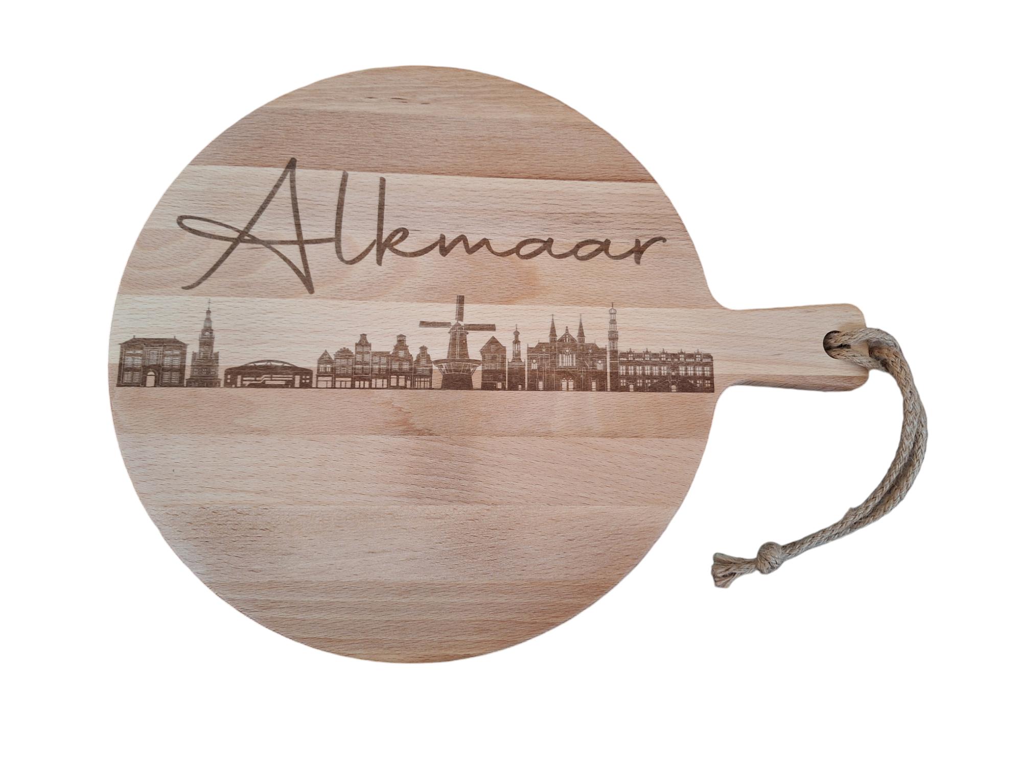 Beukenhouten borrelplank rond met Skyline Alkmaar