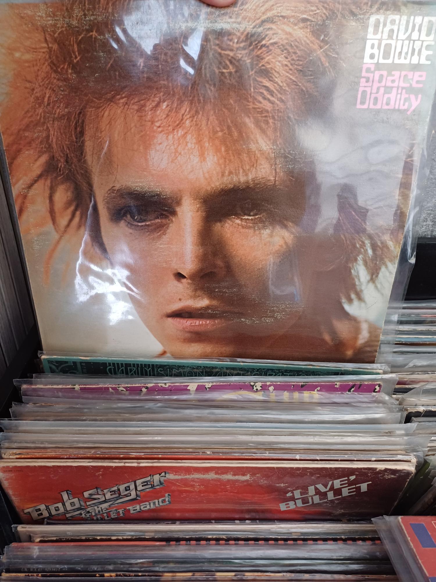 David Bowie - Space Oddity