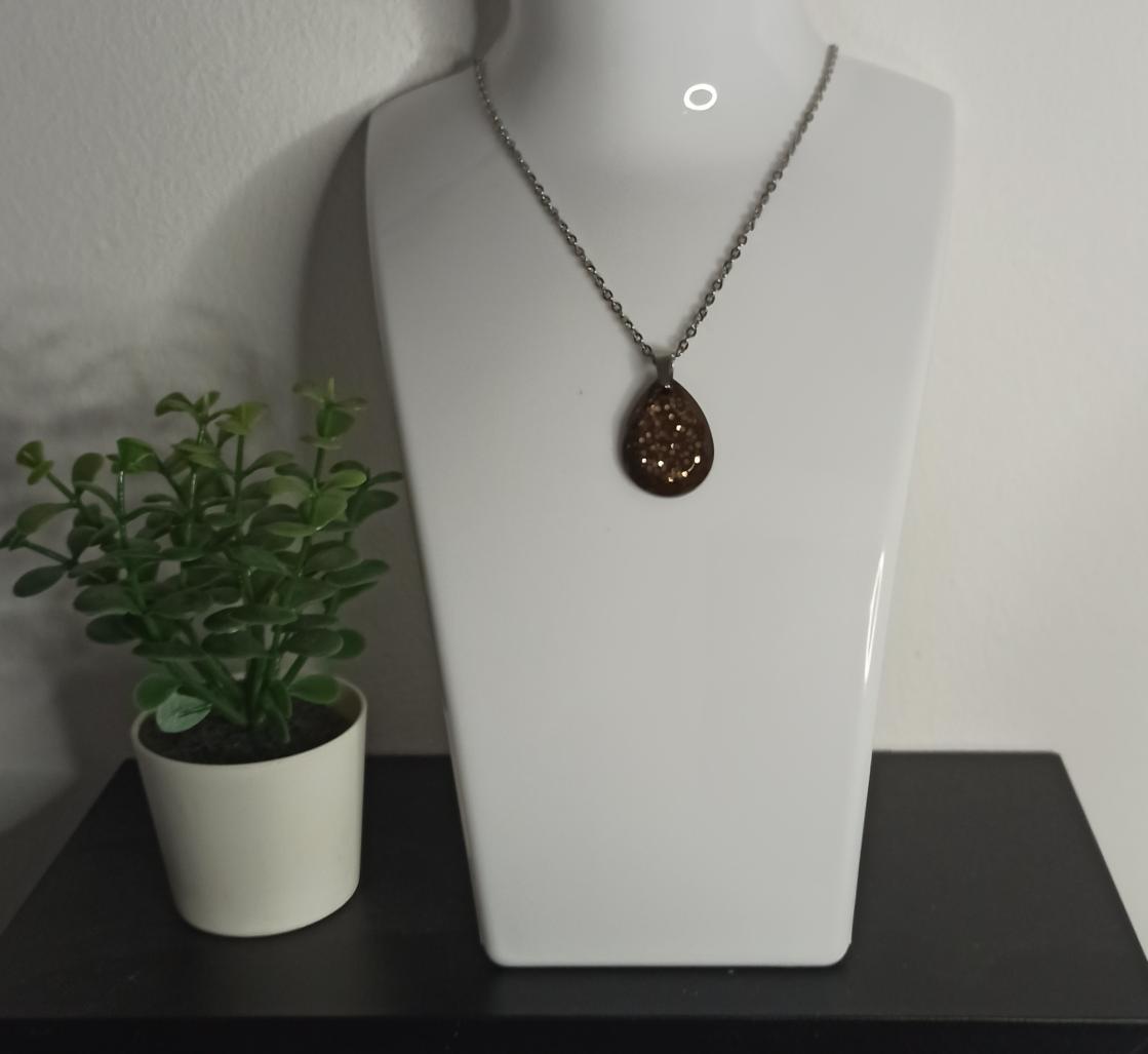 Pendentif marron pailleté CO034