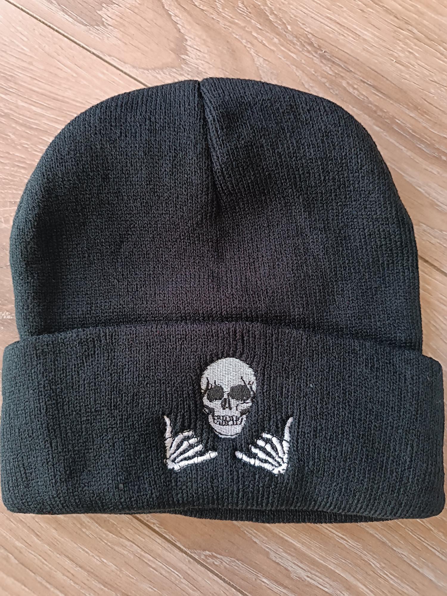 Bonnet skull