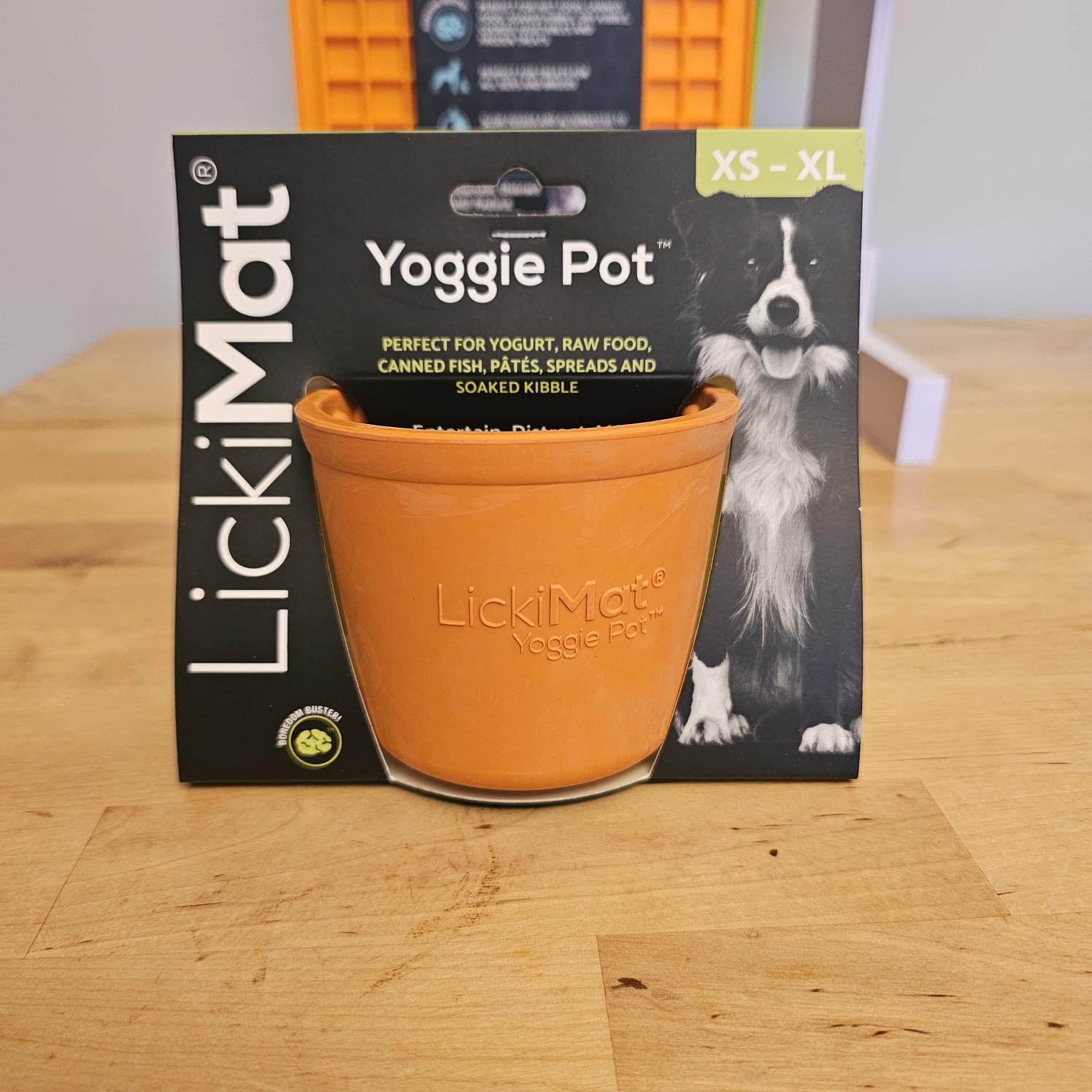 LickiMat Yoggie Pot Orange
