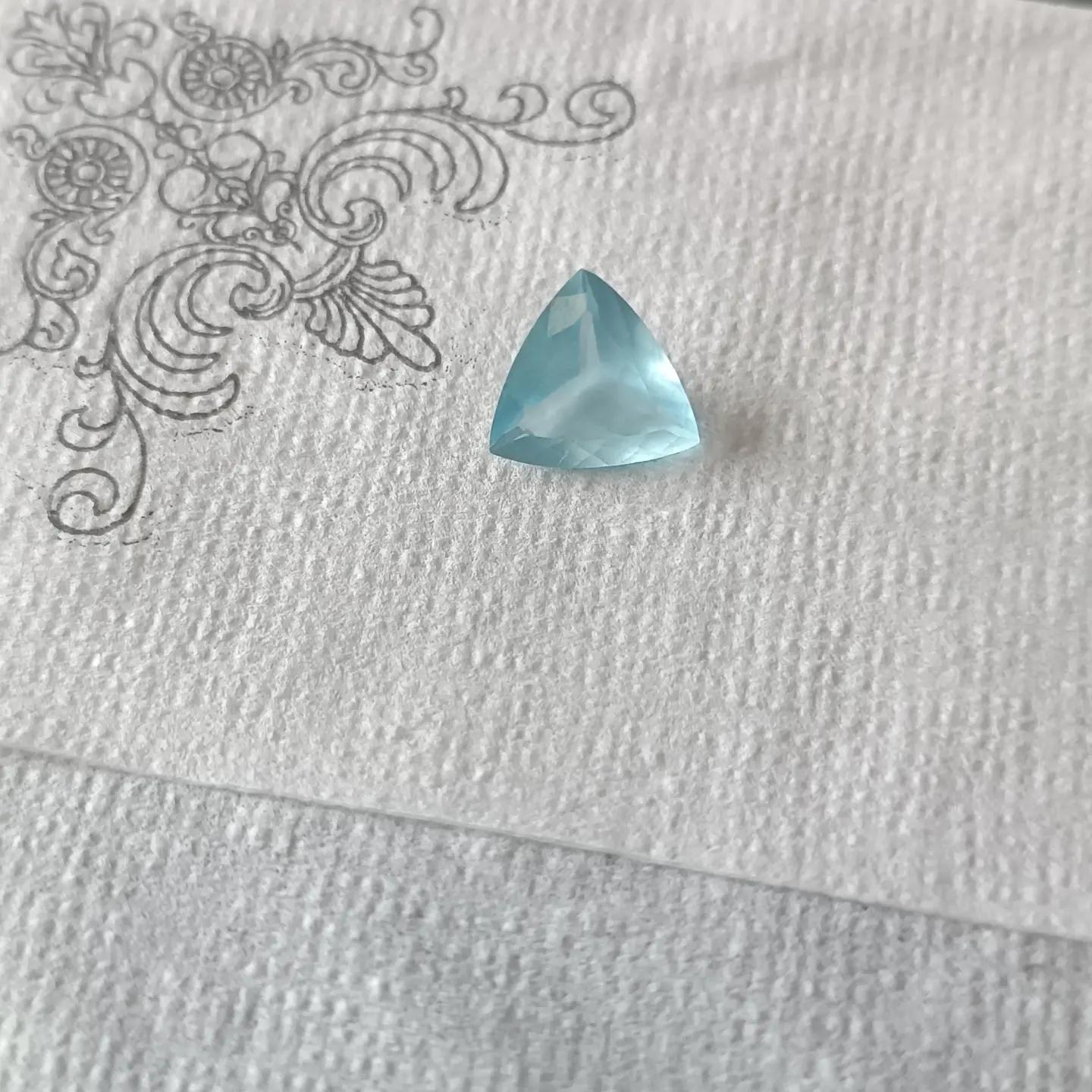 Aigue-Marine Milky 2,14 carats