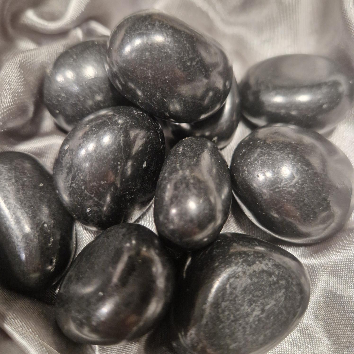SHUNGITE AA