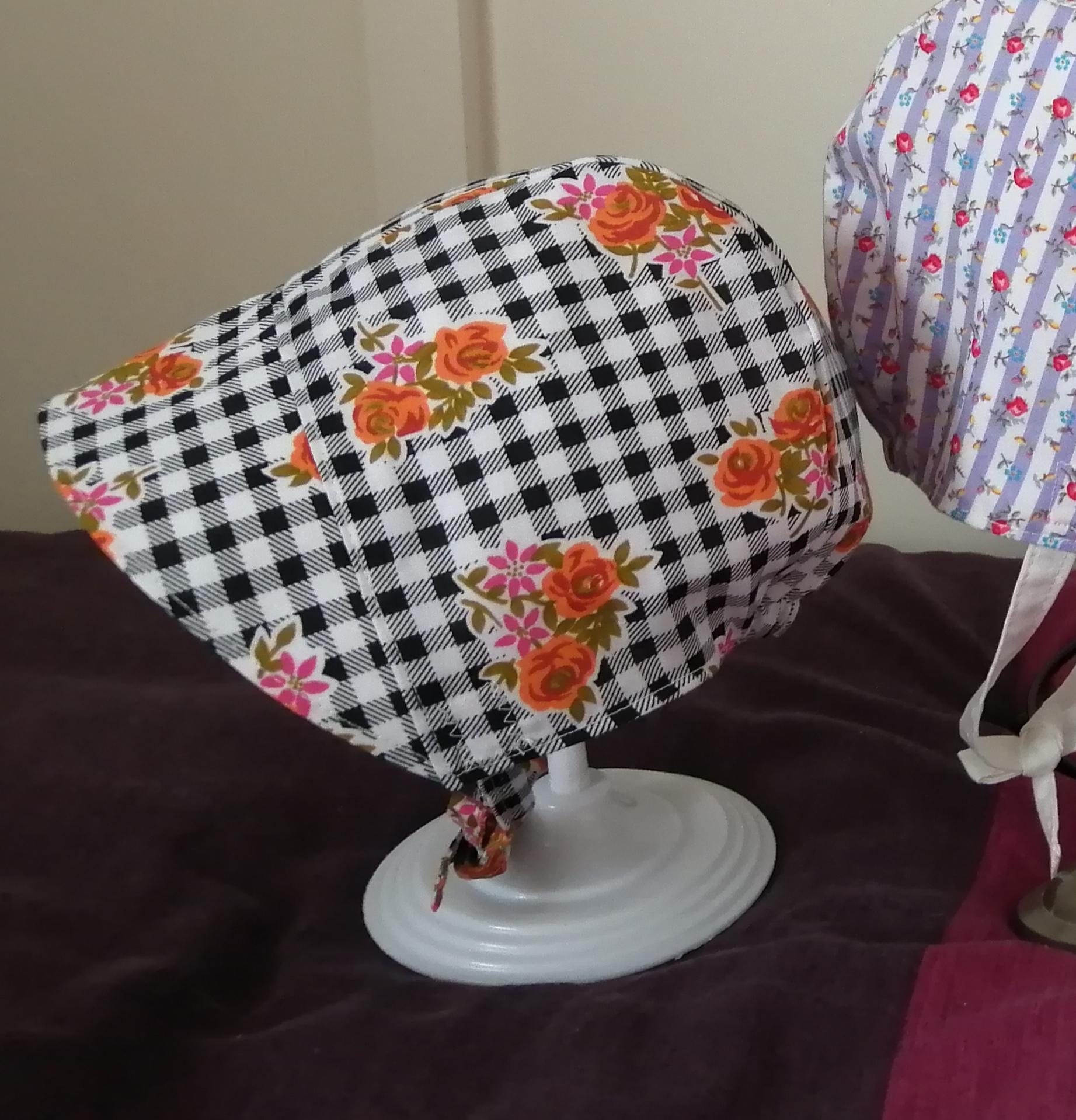 Bonnet - approx. 3-6 mth.   Flower gingham