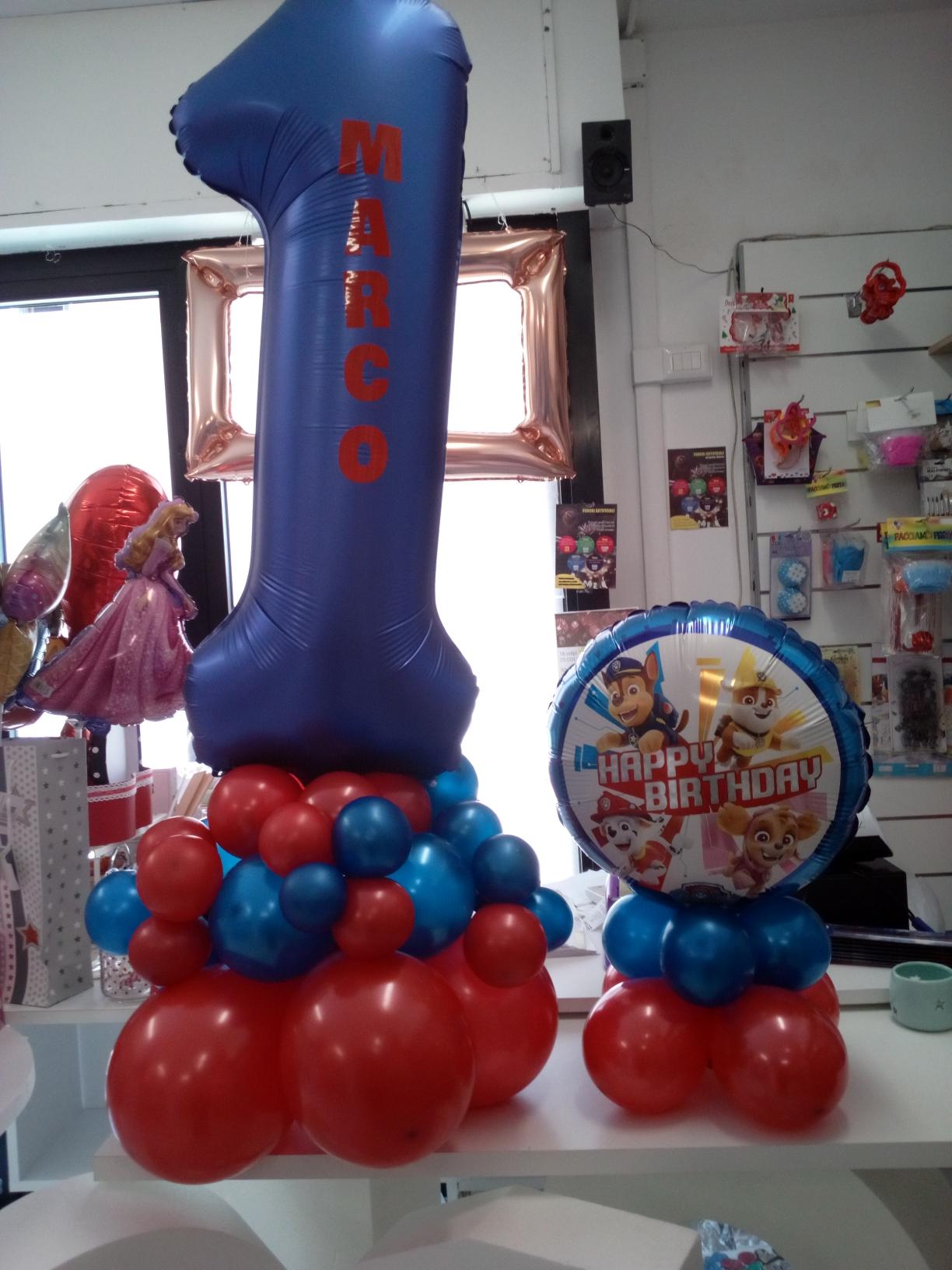 Composizione numero grande più centro tavola