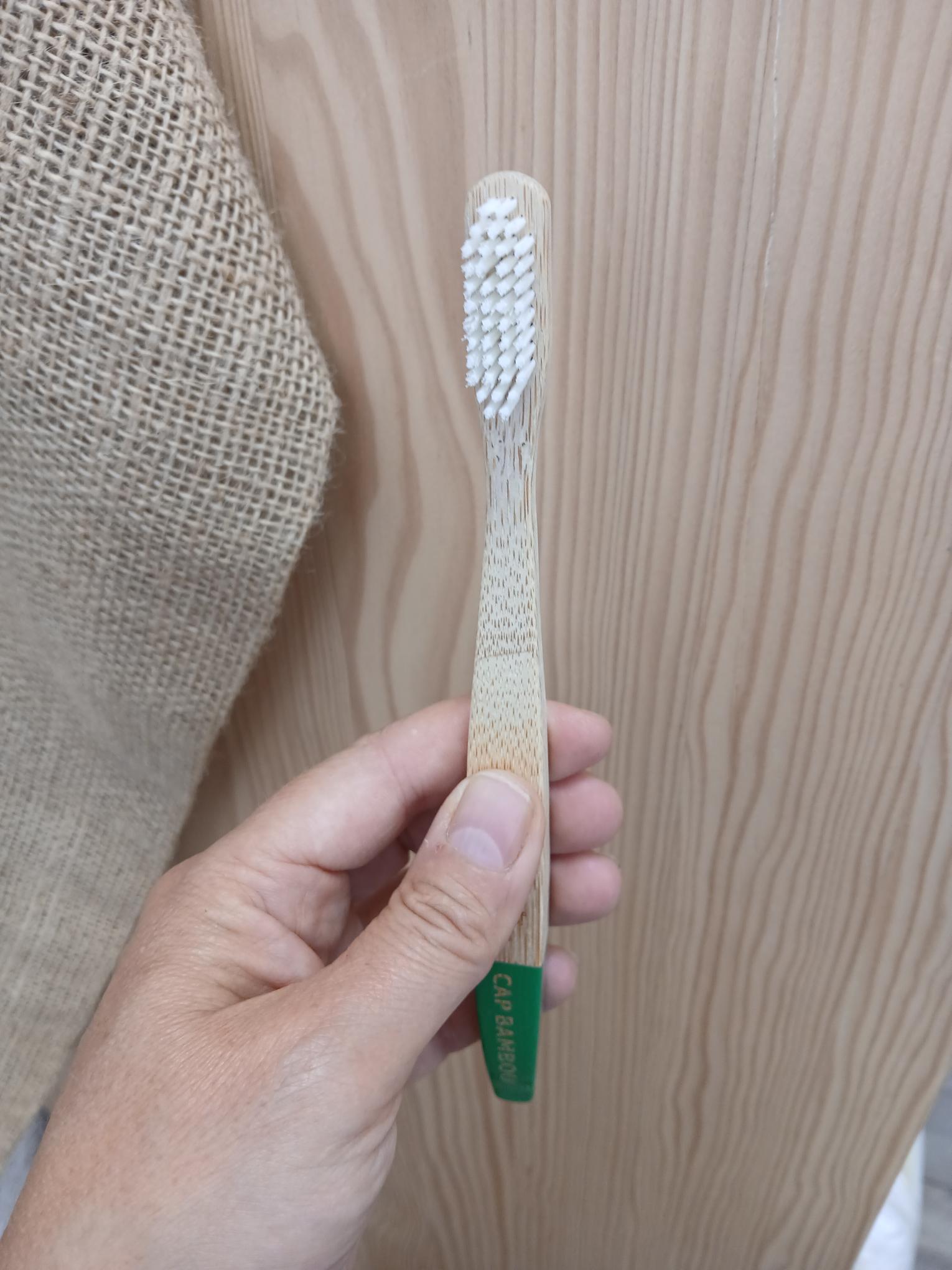 Brosse À Dents En Bambou Medium