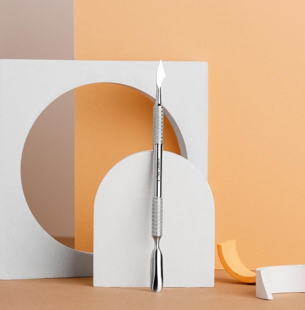 Manicure pusher Expert 30 Type 3 (Rounded wide pusher and cleaner) 