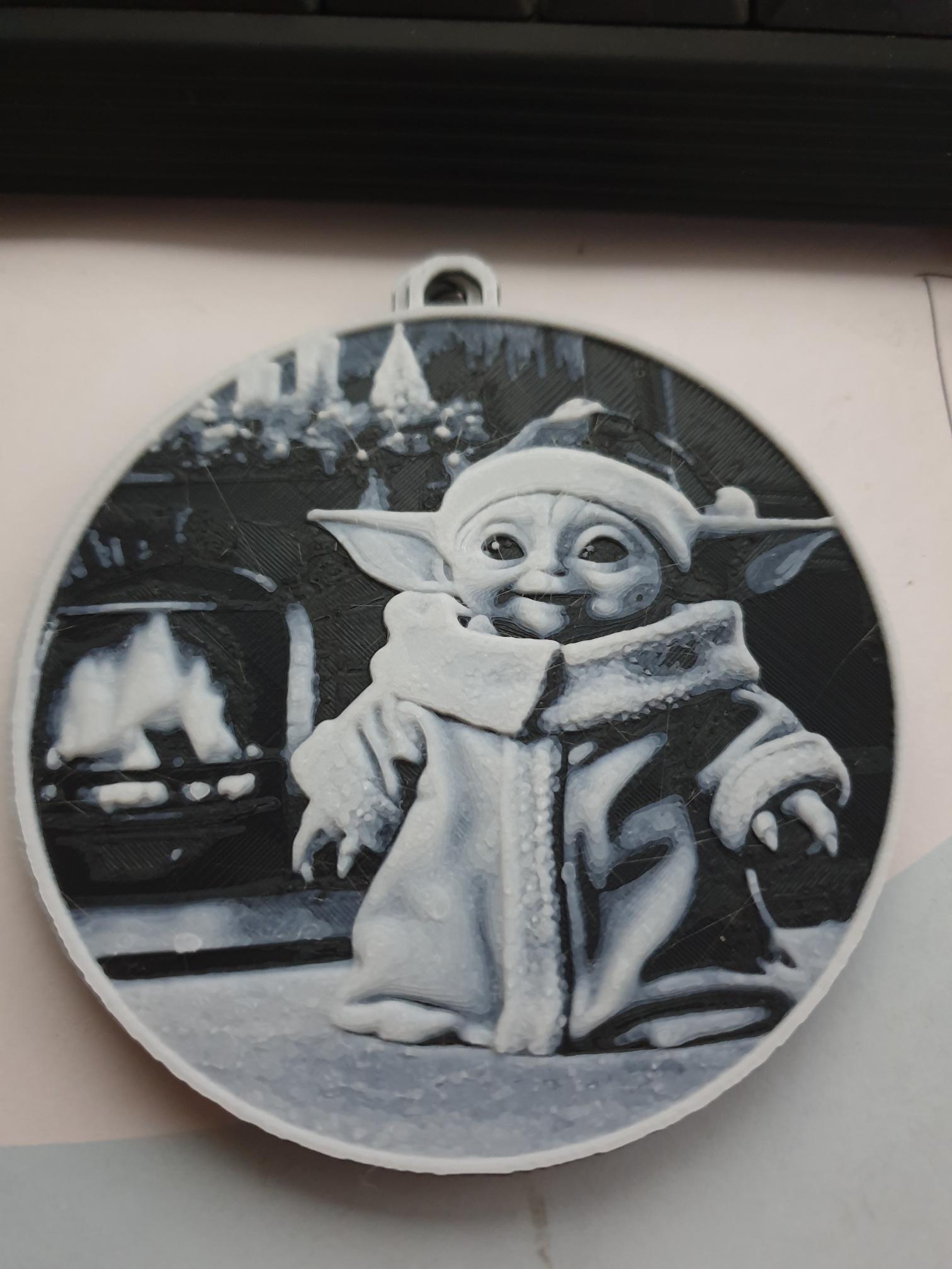 Boule de noël 49 Yoda 8,5cm