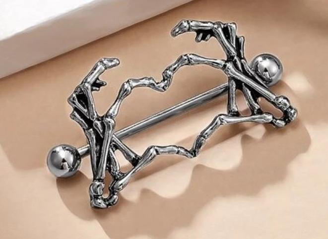 PIERCING NIPPLES/CAPEZZOLO 