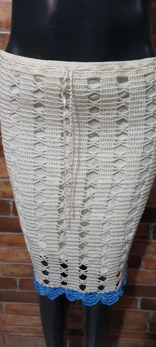 Saia Croche com a Barra Azul T/40 