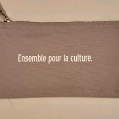Trousse petite