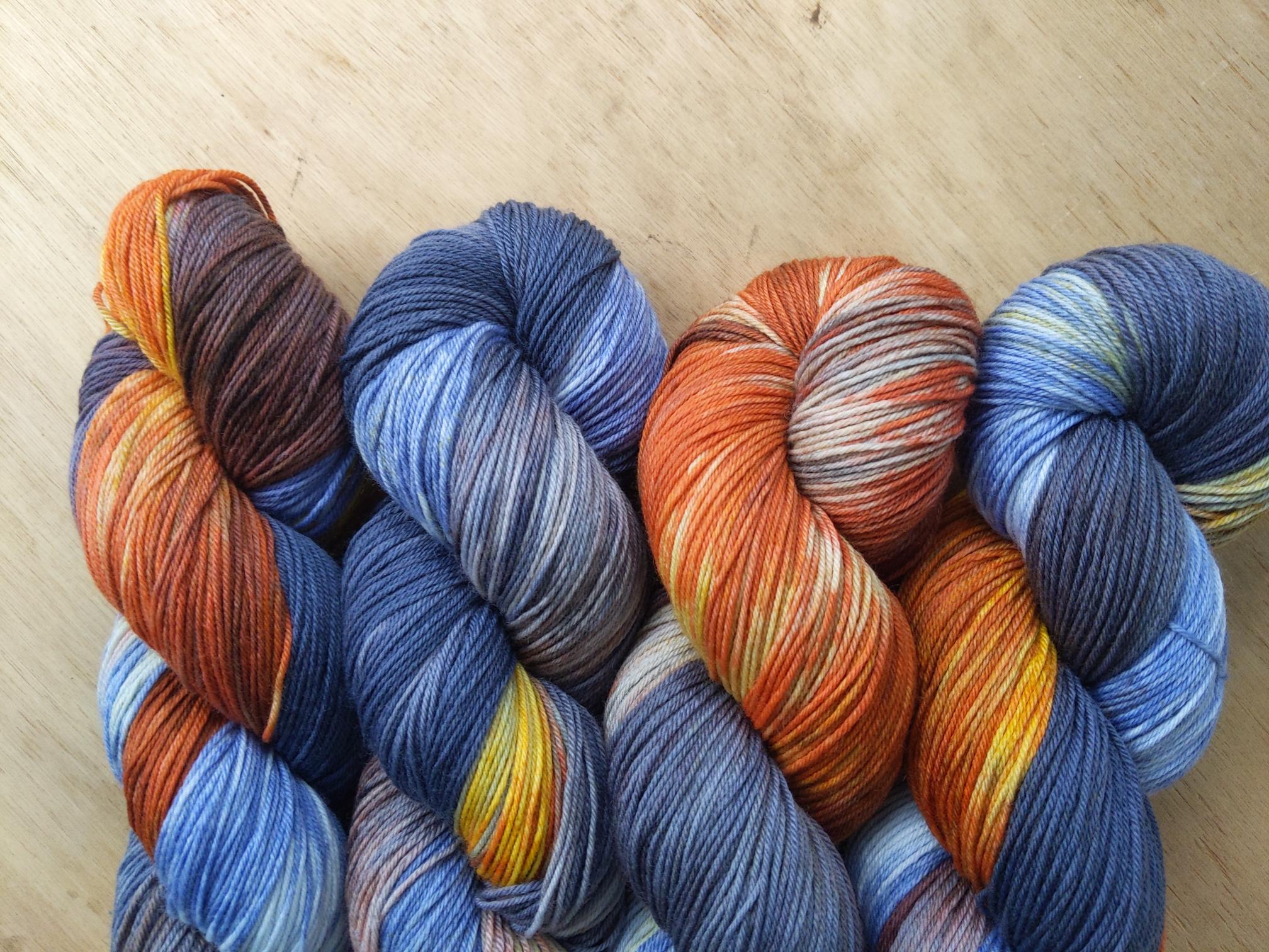  Multi Talented 4ply Caillou 100g/400m