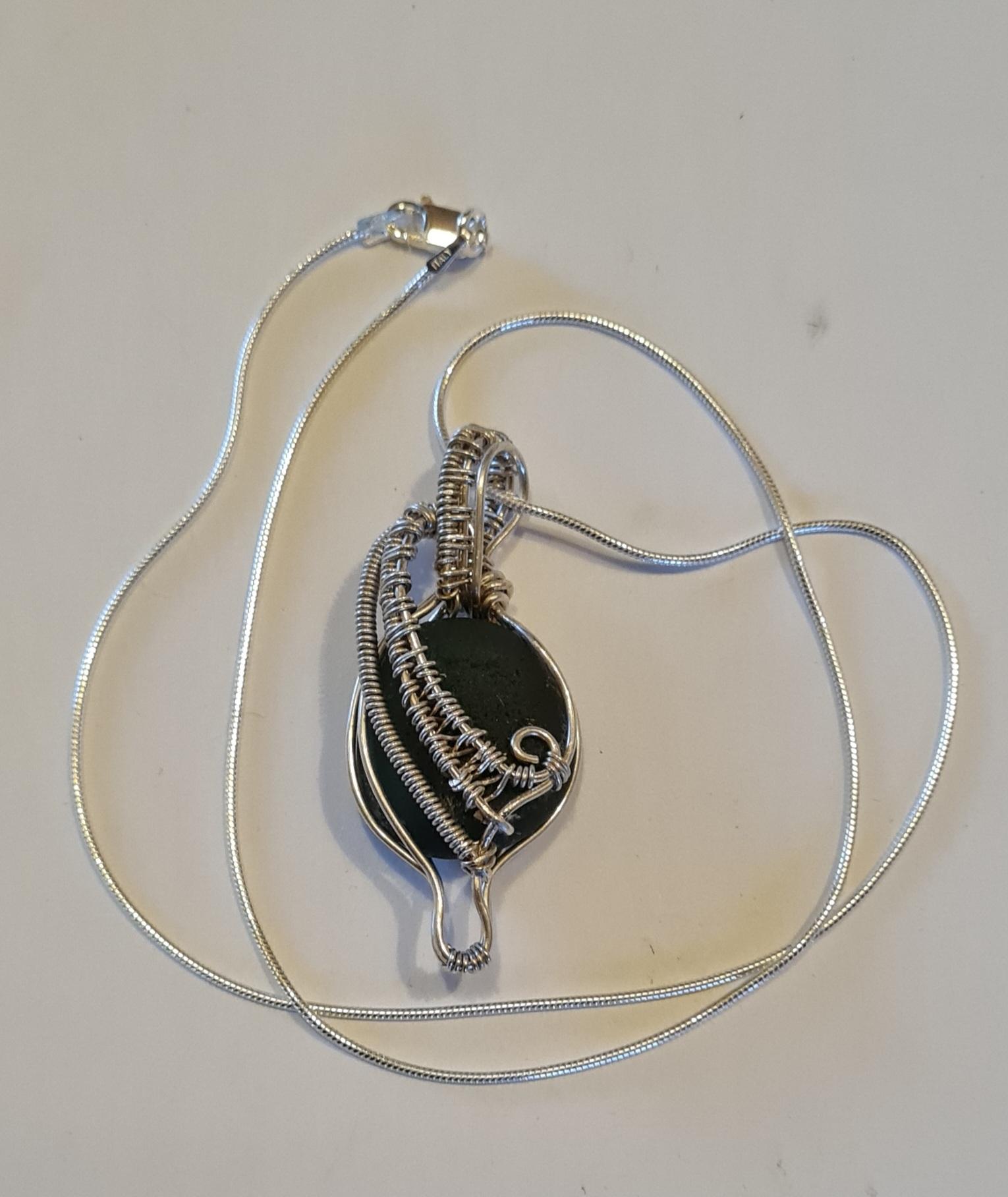 Green Seaglass Necklace 