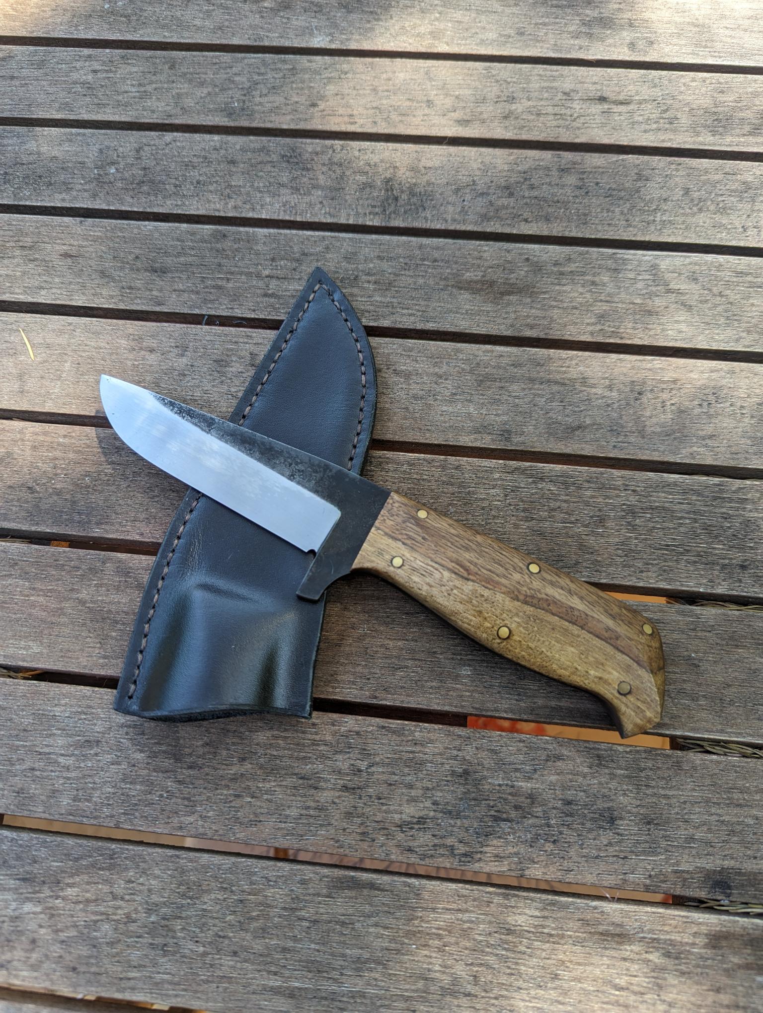 Couteau rustique + étui