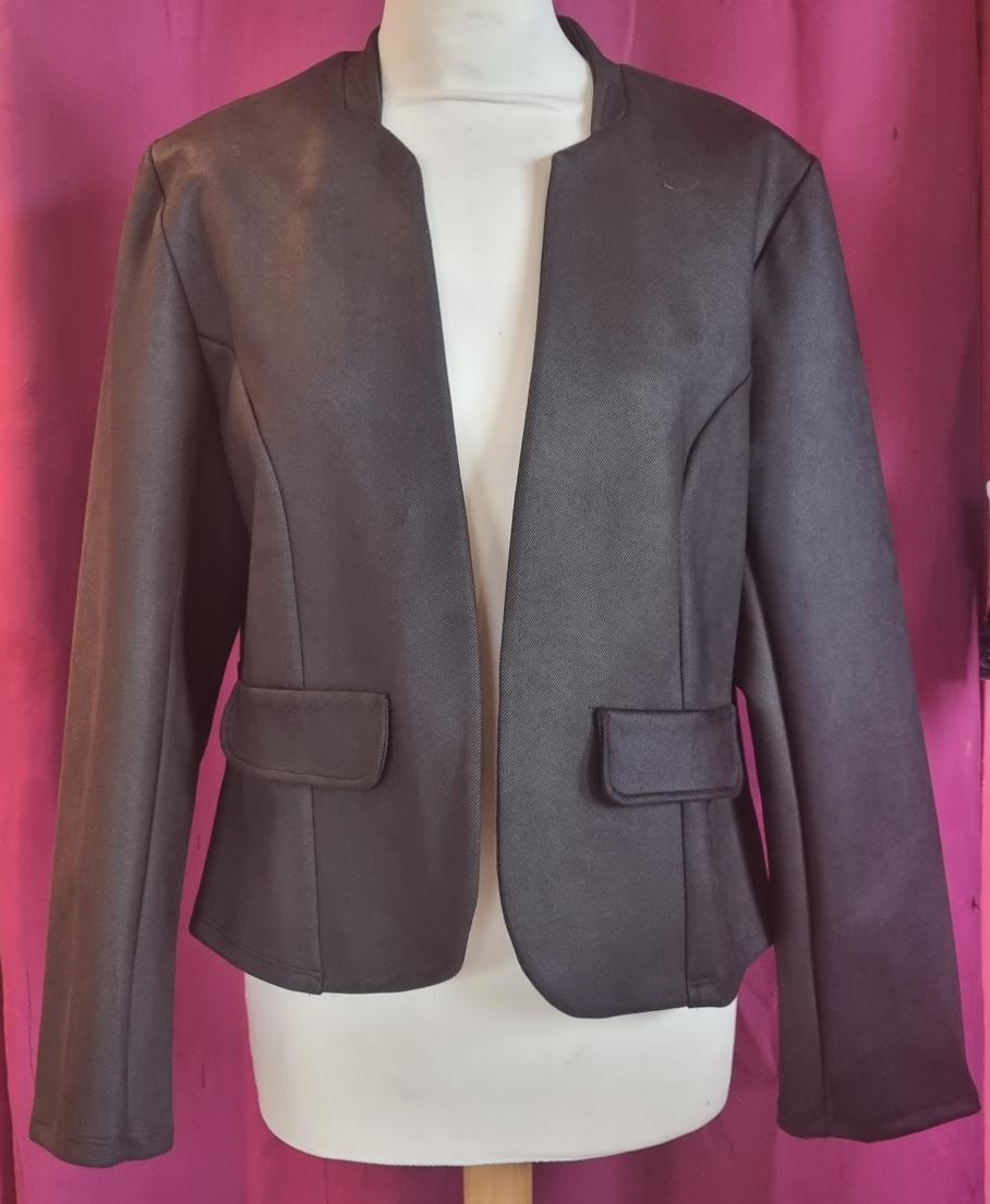 Veste Tailleur Noir Fausse Poches 