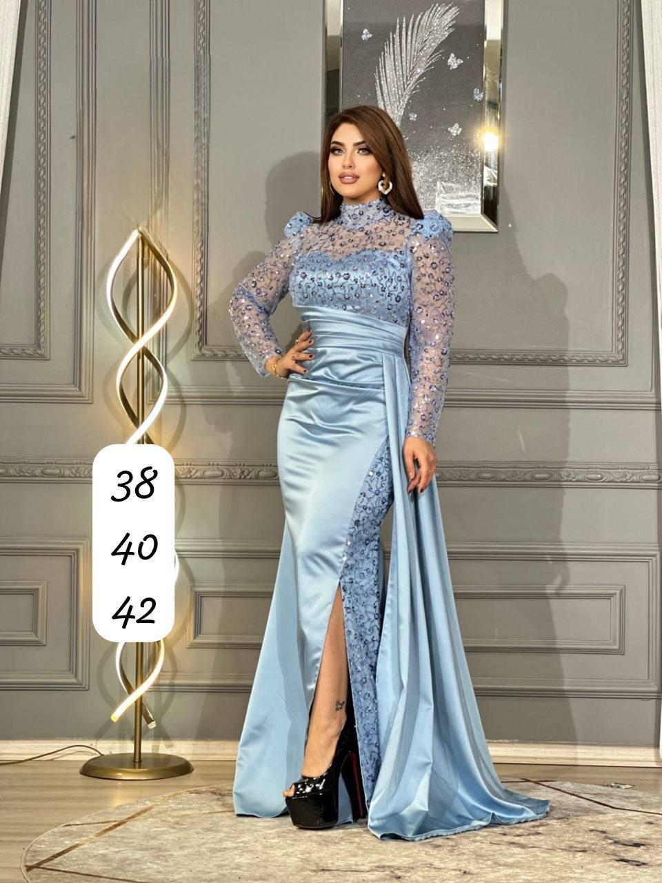 Robe de Soirée Bleu Satin avec Paillettes Manches longues / Réf : RMSR09