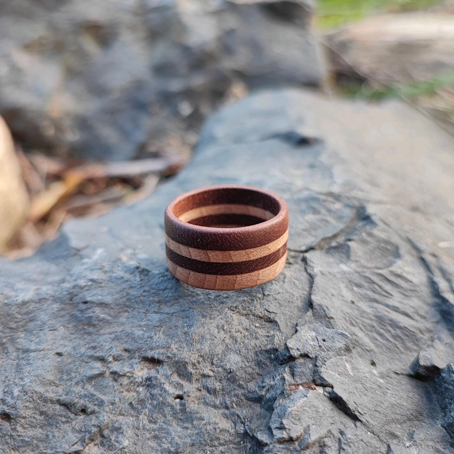 Bague en Bois de Pao Roxo et Hêtre