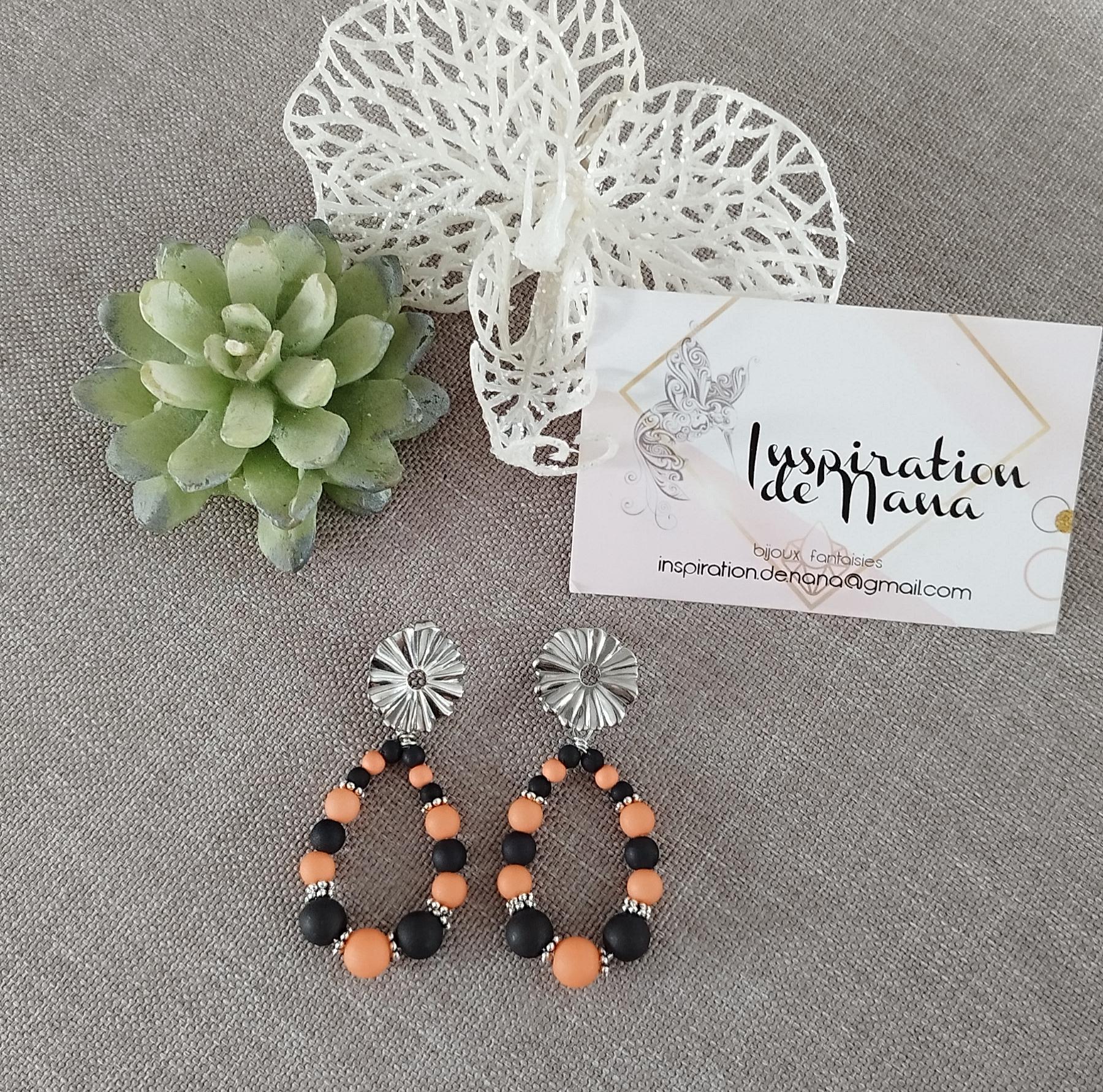 Clous d'oreilles avec perles