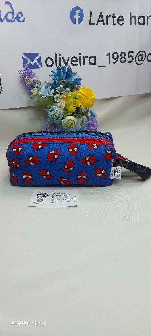 Estojo escolar triplo Homem Aranha