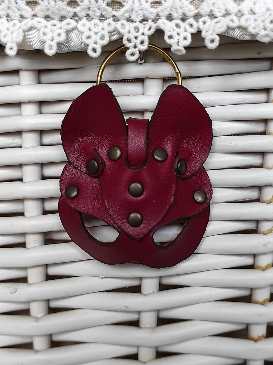 Porte clés masque en cuir 