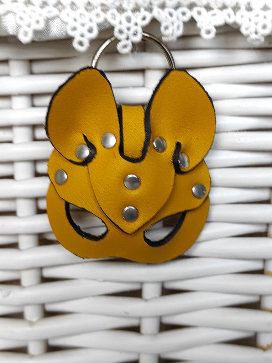 Porte clés masque en cuir 