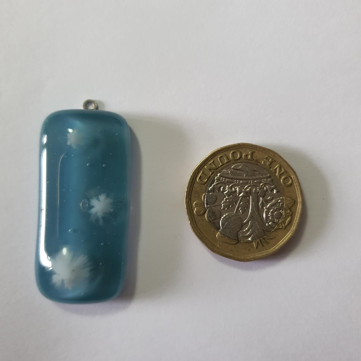 Blue 3 white snowflake (depth) pendant NEW