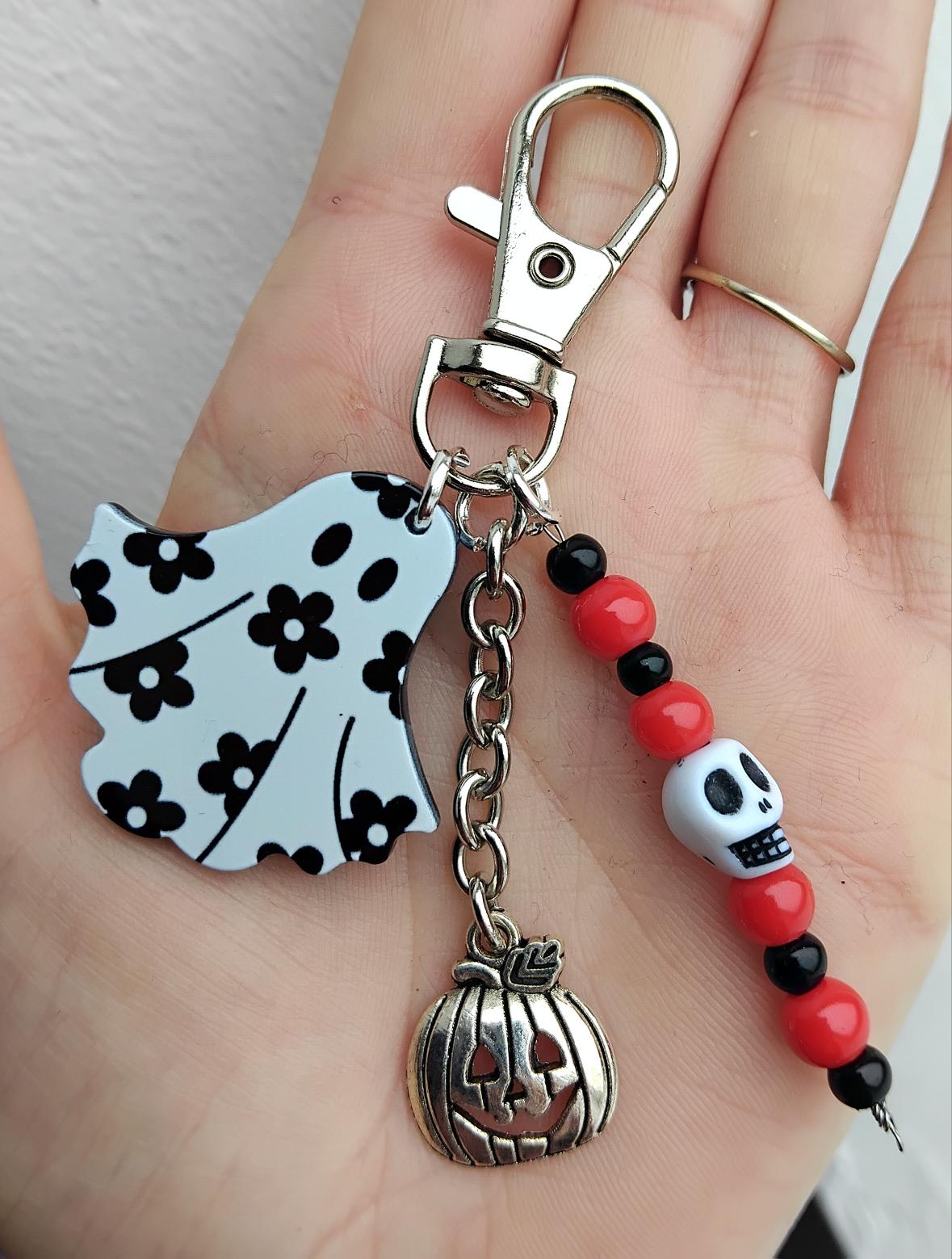 Attache Spookie cute